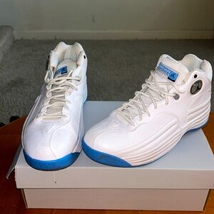Jordan Jumpman size 8 UNC White/Blue
